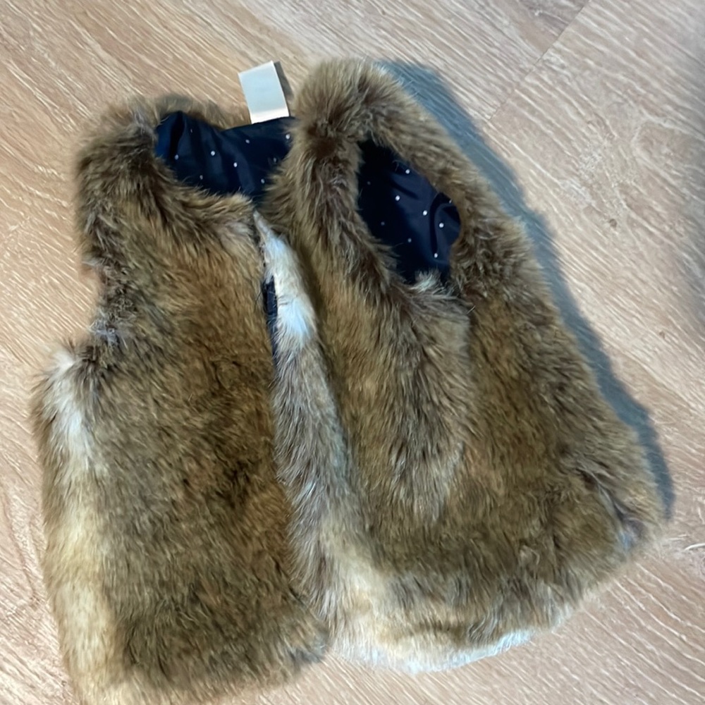 Oshkosh 18m fur vest